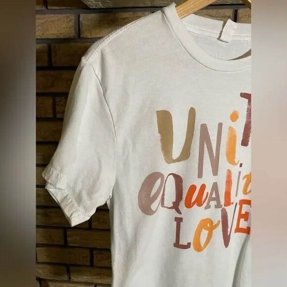 ‎Unity equality love shirt - Picture 5 of 8